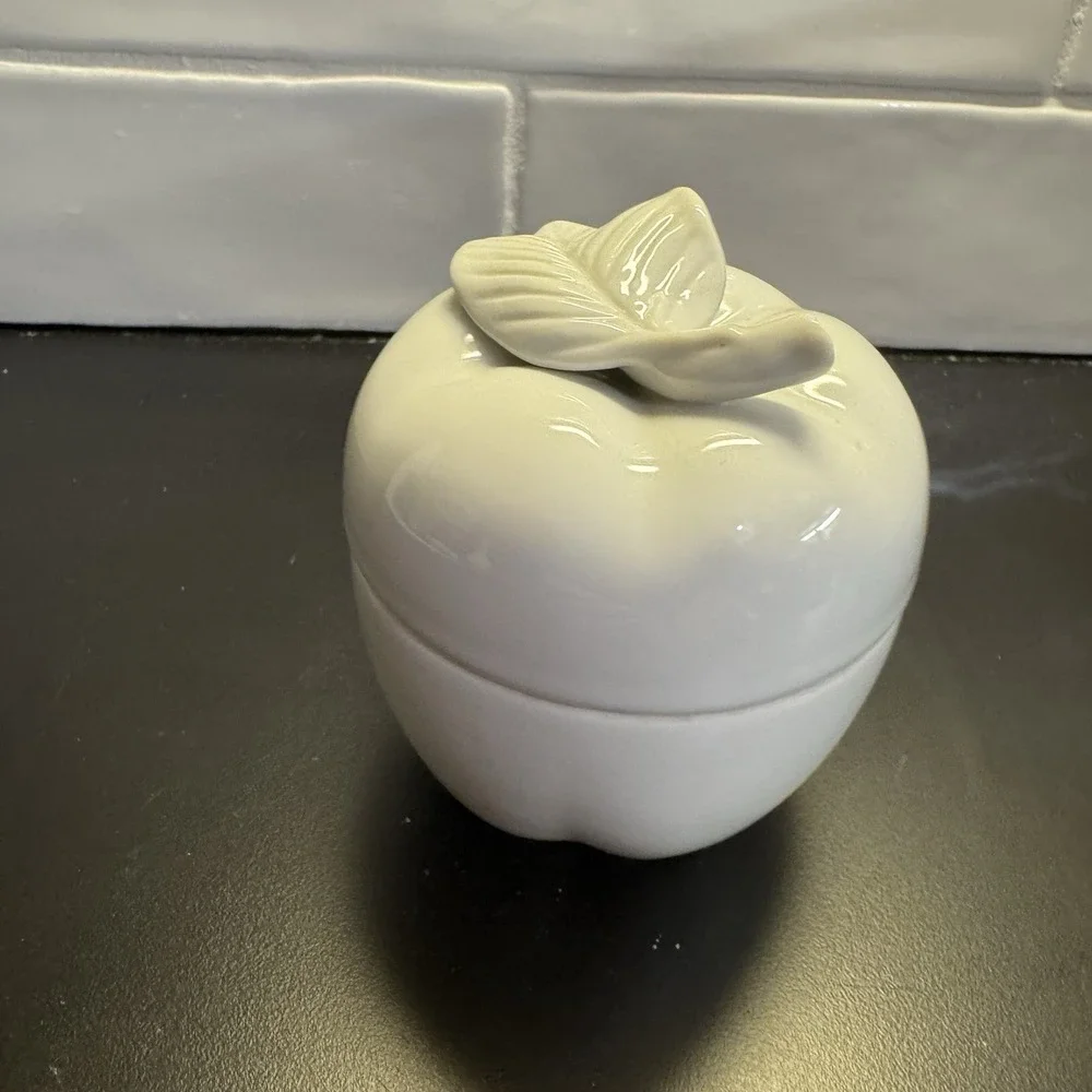 Vintage Rowoco Ceramic‎ Apple Lidded Dish Farmhouse Cottage Kitchen Decor